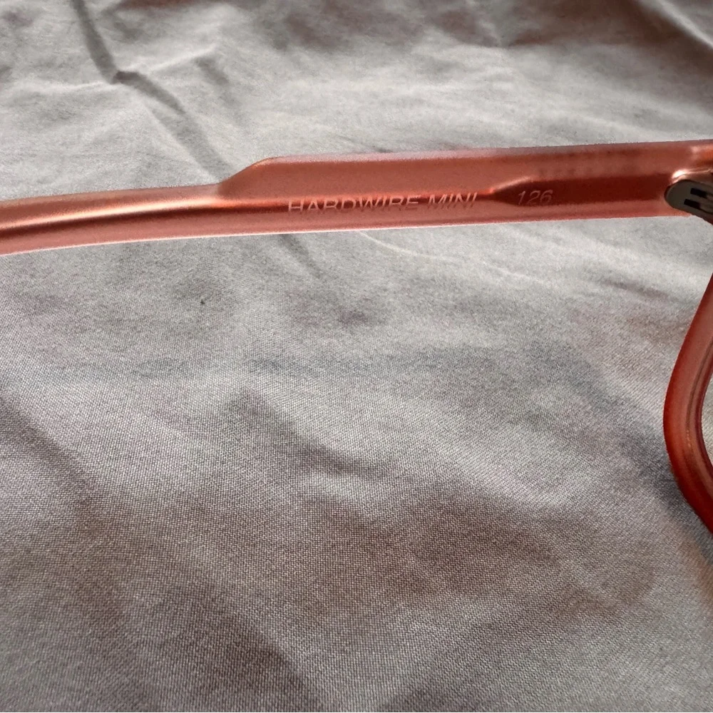 Quay Australia Pink Blue Light Reading Glasses